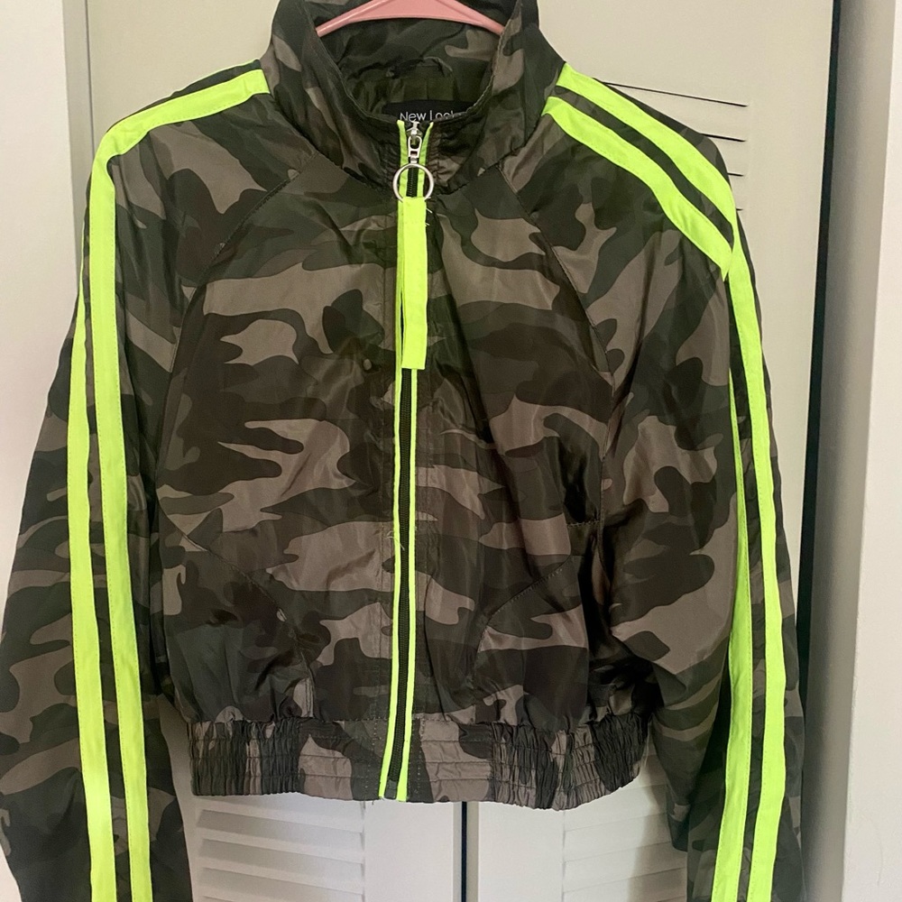 Women’s Large, Crop Jacket by New Look